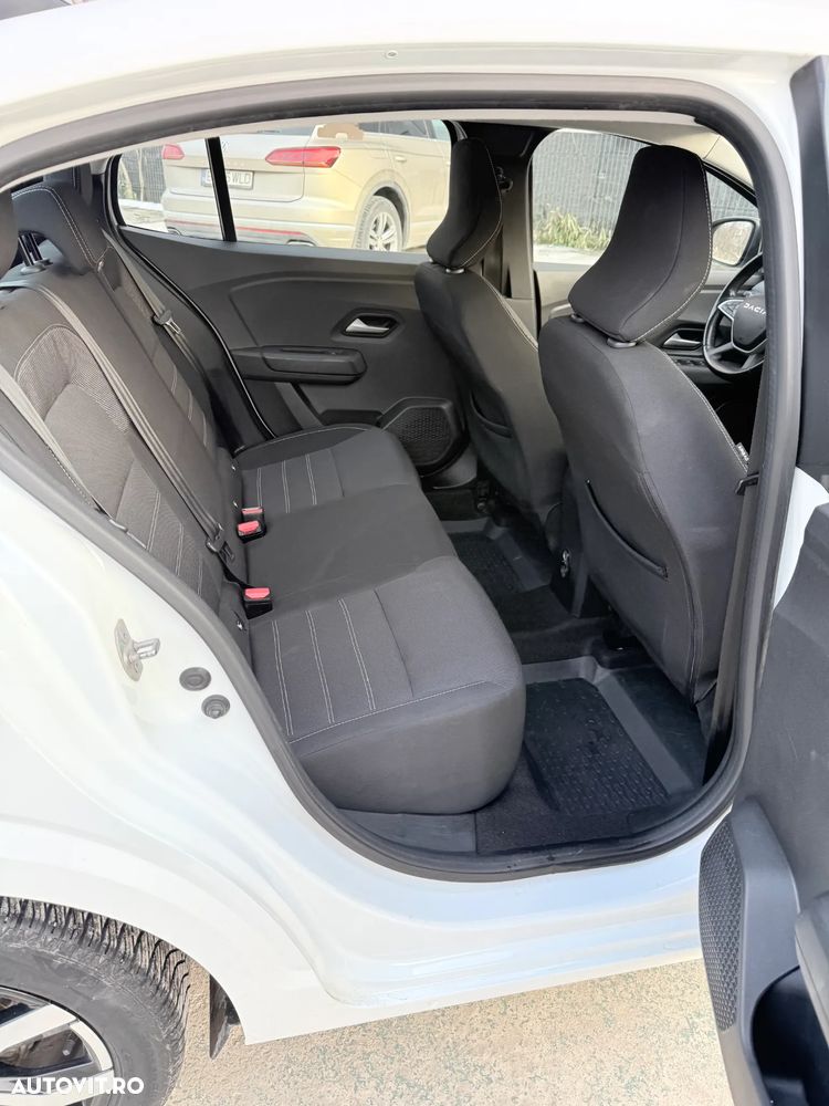 Dacia Logan TCe 90 MT6 Prestige+ - 8