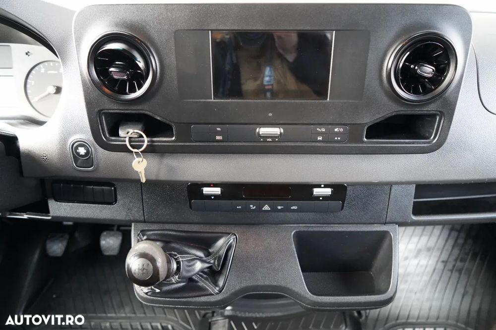 Mercedes-Benz SPRINTER / BASCULABILĂ - 3 M / ROȚI DUBLE SPATE / MANUALĂ / IMPORT - 29