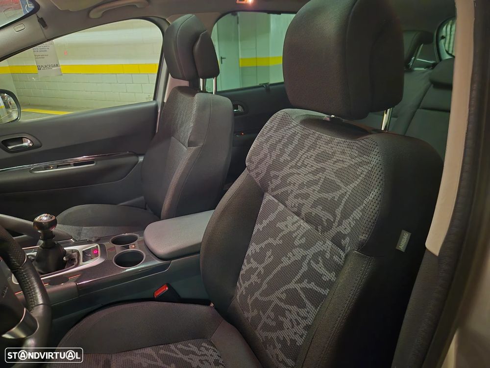 Peugeot 3008 1.6 HDi Sport - 23