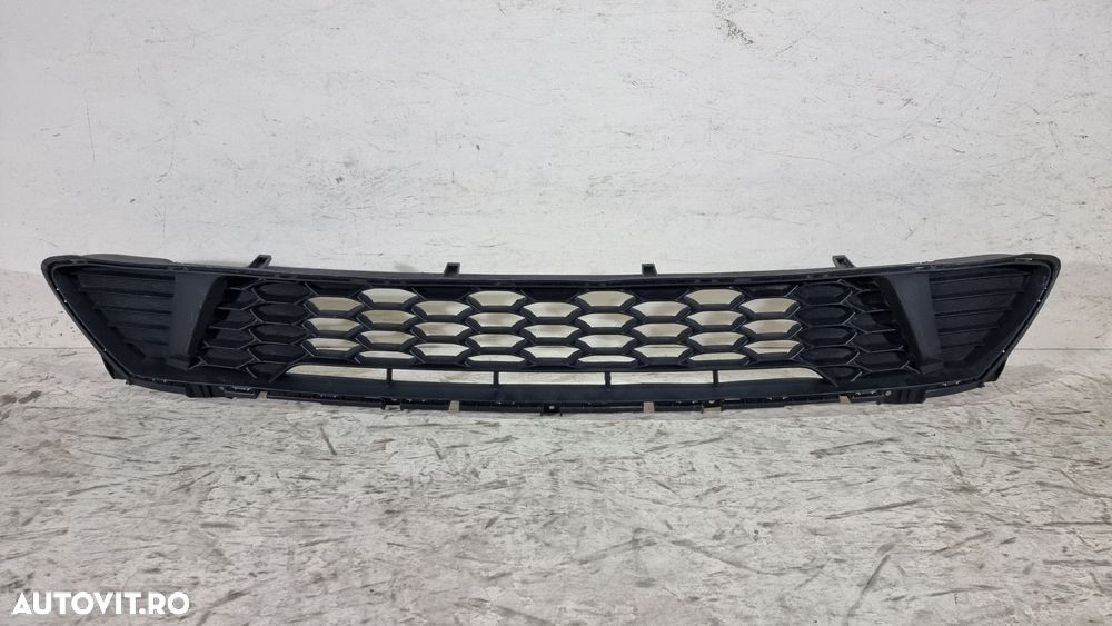 Gria inferioara Kia Ceed, 2018, 2019, 2020, 2021, 86560-J7000. - 2