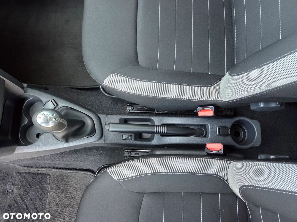 Dacia Logan TCe 90 (S&S) Stepway - 25