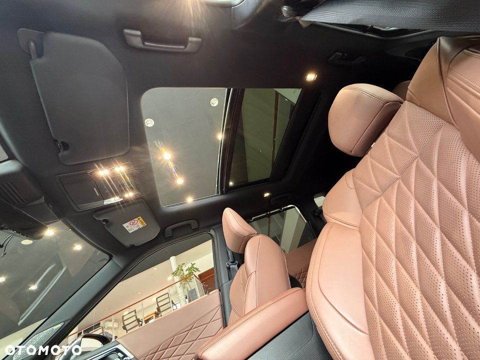 Mitsubishi Outlander - 15