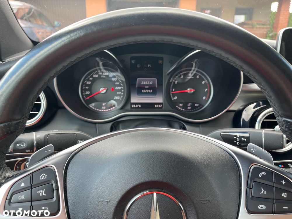 Mercedes-Benz Klasa C 300 9G-TRONIC - 12