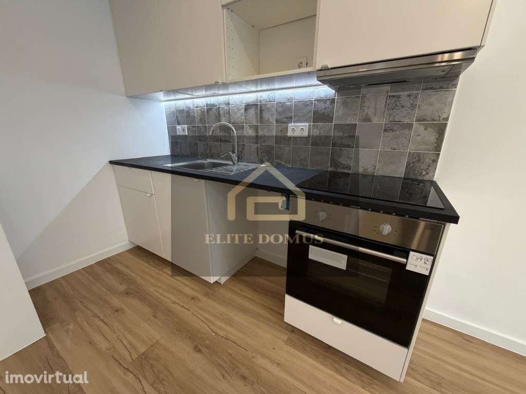 T2 Totalmente Remodelado - Odivelas. - Grande imagem: 4/27