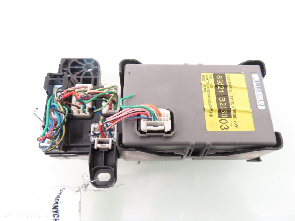 SKRZYNKA BEZPIECZNIKÓW MODUŁ BSI  DAIHATSU CUORE VII 89221B2030 - 1