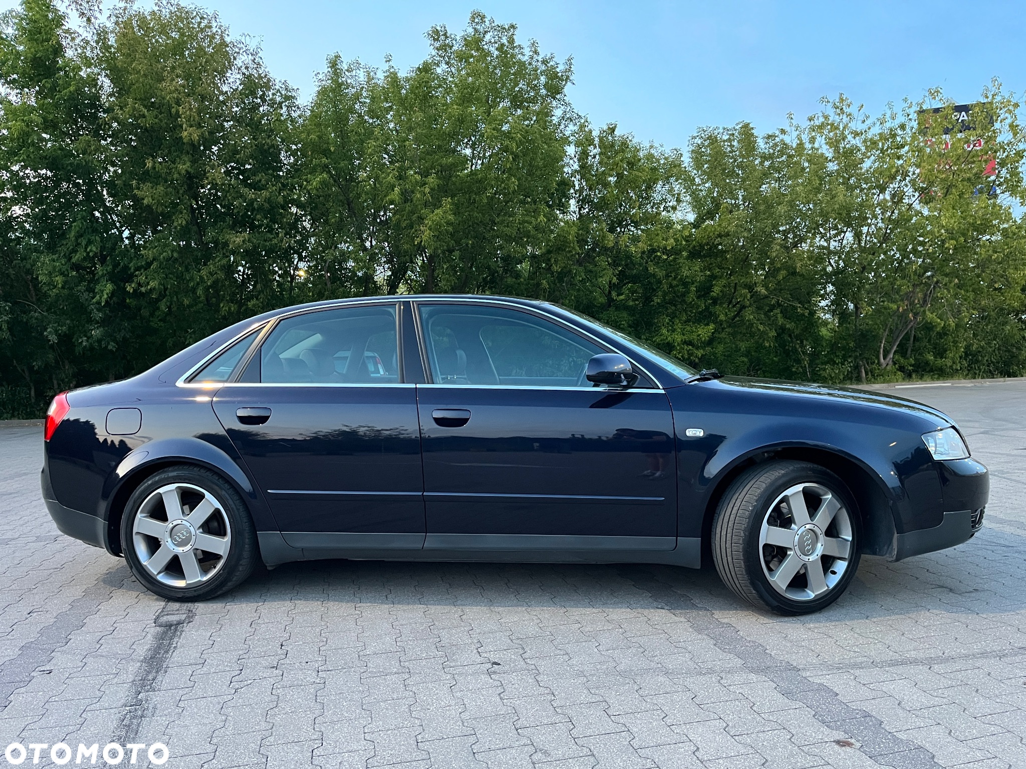 Audi A4 1.8T Quattro - 2