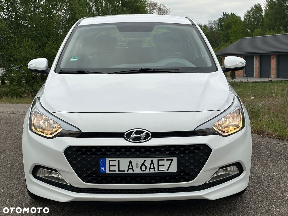 Hyundai i20 blue 1.2 Classic - 14