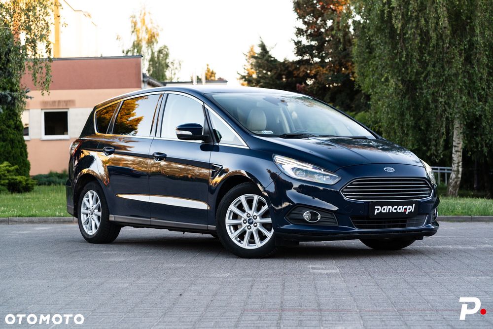 Ford S-Max 2.0 TDCi Titanium PowerShift - 38