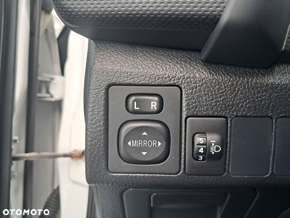 Toyota Auris 1.33 VVT-i Active - 10