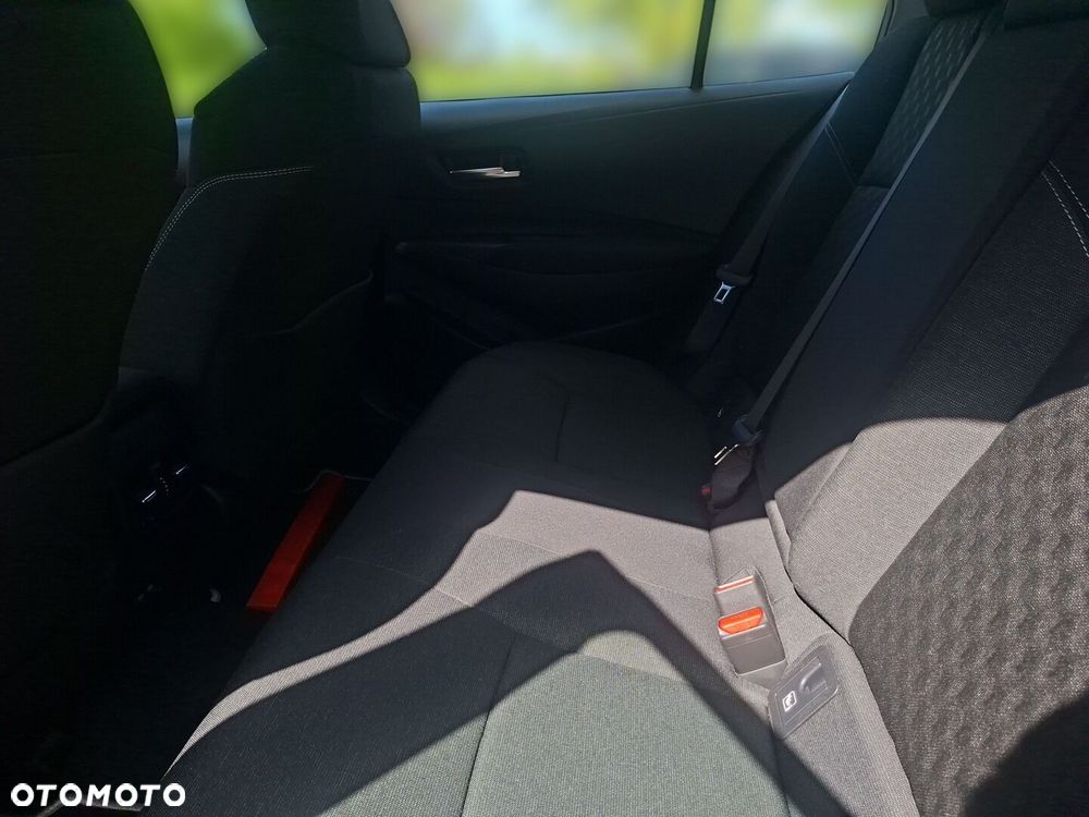 Toyota Corolla 1.8 Hybrid Comfort - 12