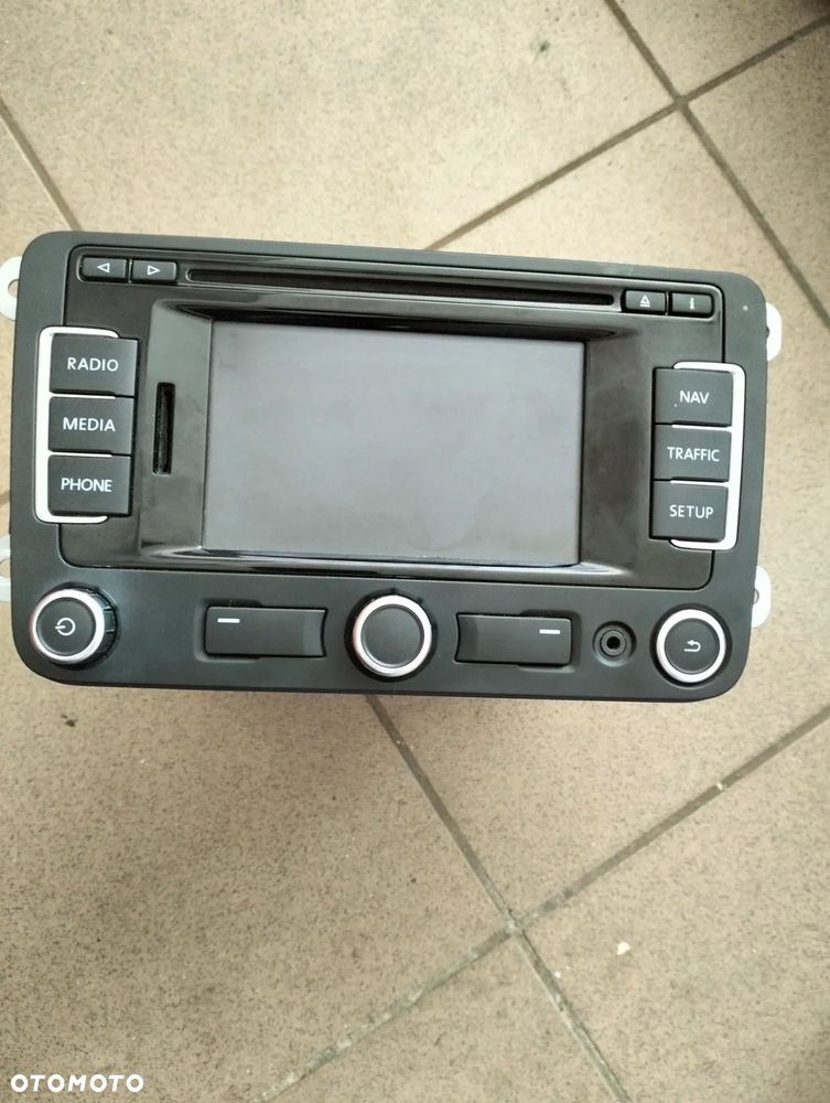 Radio samochodowe Volkswagen Polo V OE 3C0 035 270 - 1