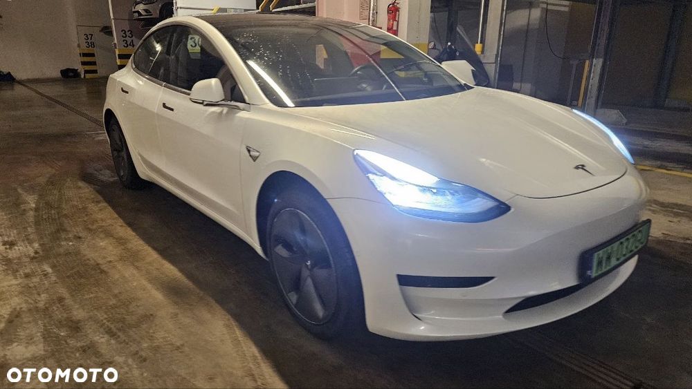 Tesla Model 3 Standard Reichweite Plus Hinterradantrieb - 1