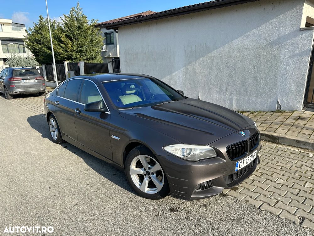BMW Seria 5 520d Efficient Dynamics Edition - 32