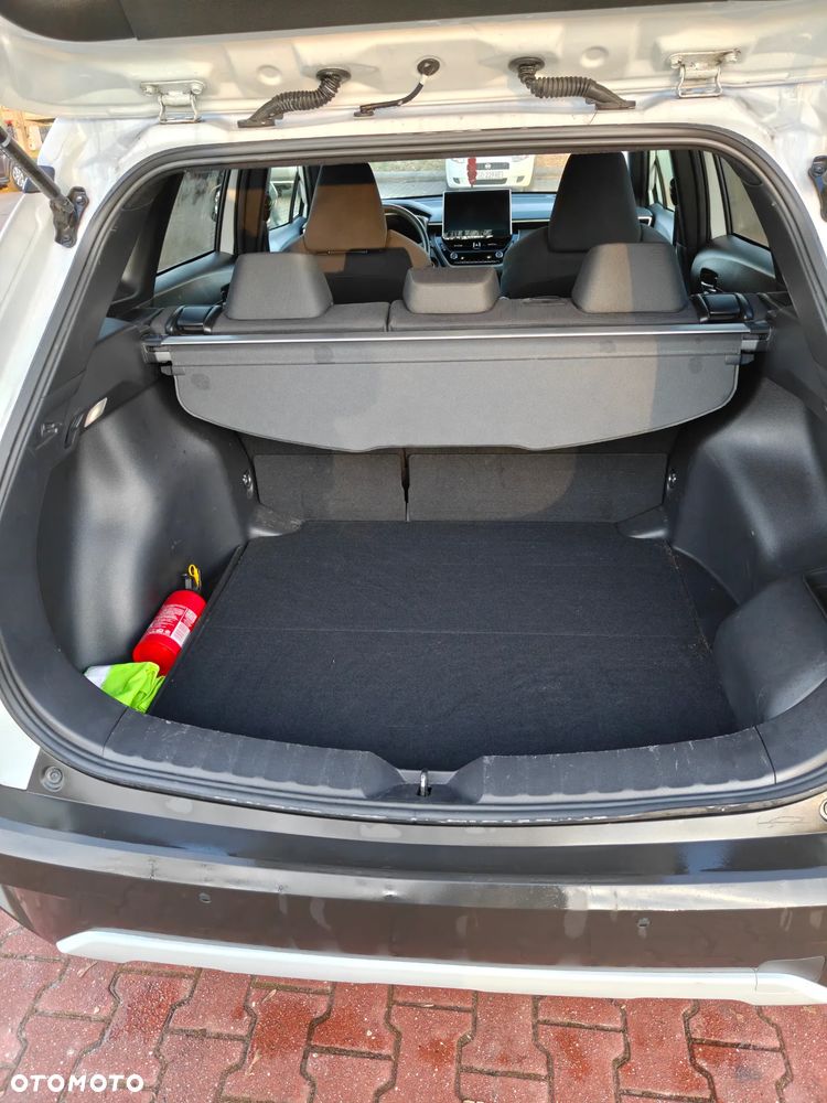 Toyota Corolla Cross - 11