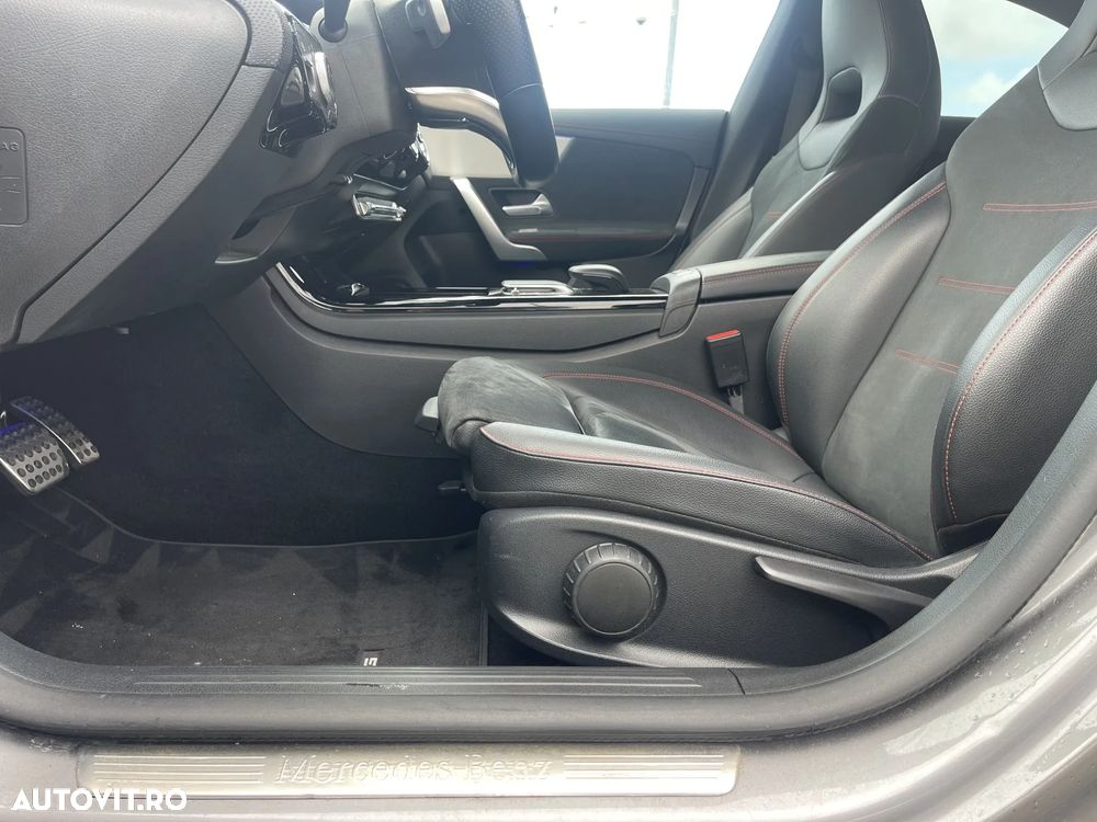 Mercedes-Benz CLA 180 - 12