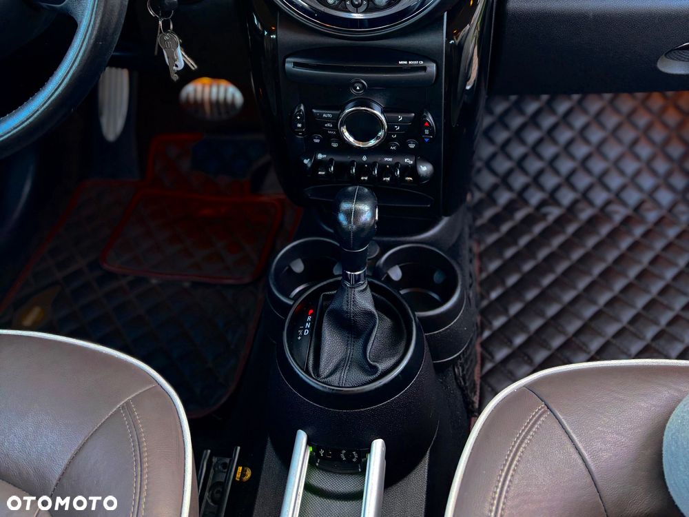 MINI Countryman - 16