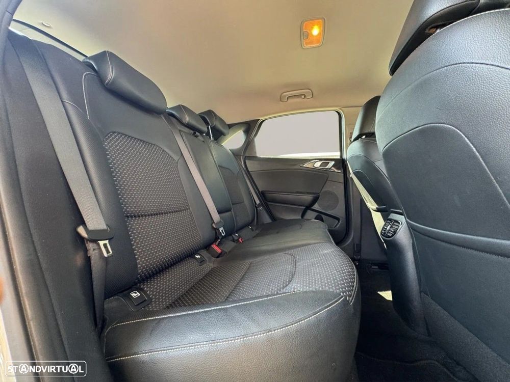 Kia Ceed 1.0 T-GDi Drive - 17