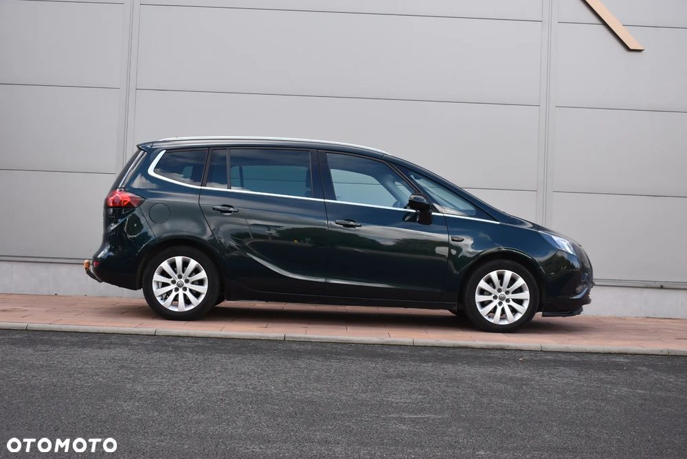 Opel Zafira - 16