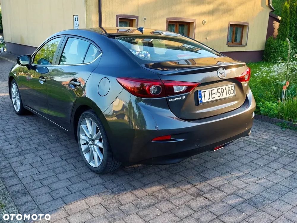 Mazda 3 - 5
