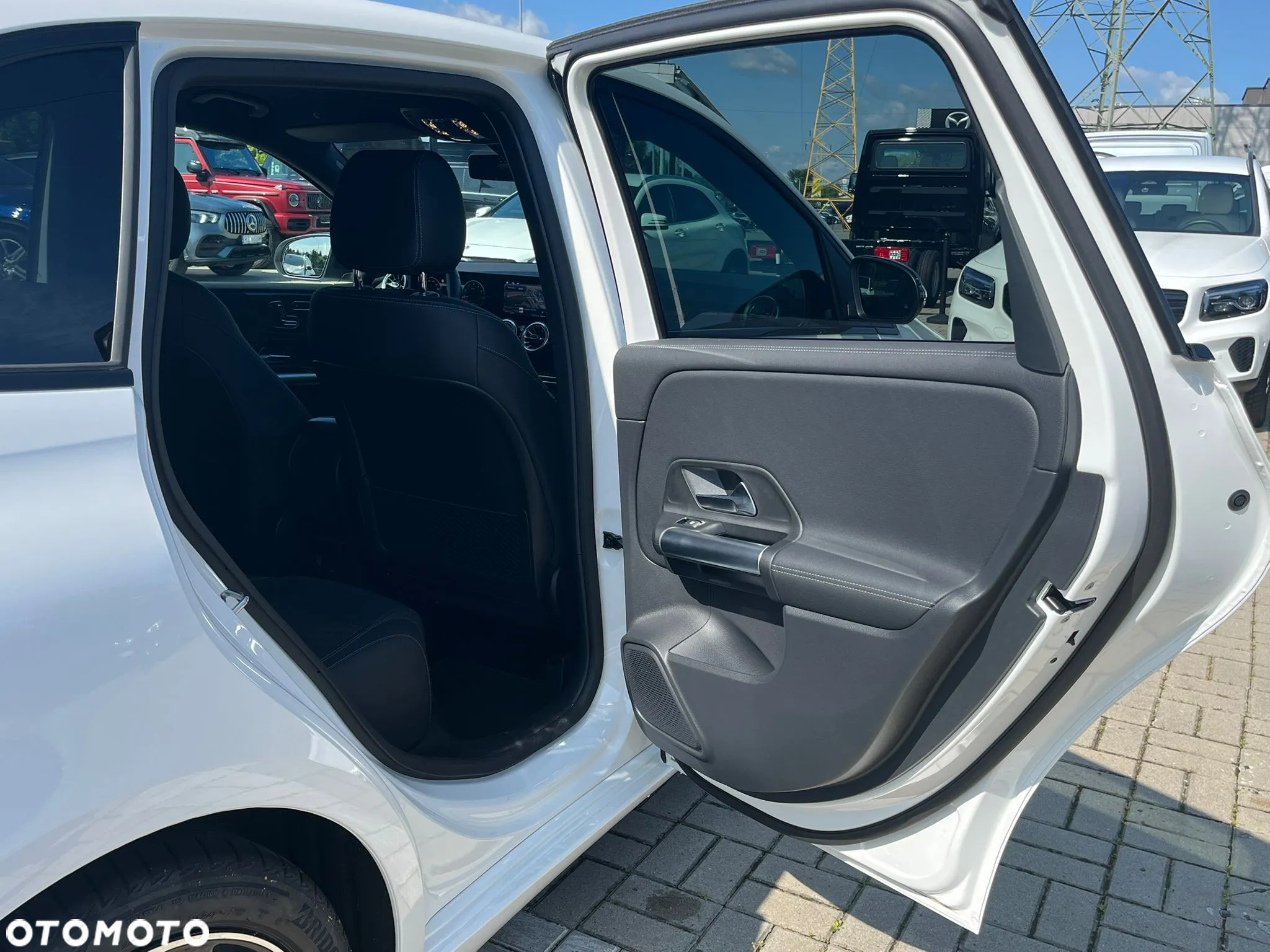 Mercedes-Benz Klasa B 200 Progressive 7G-DCT - 36