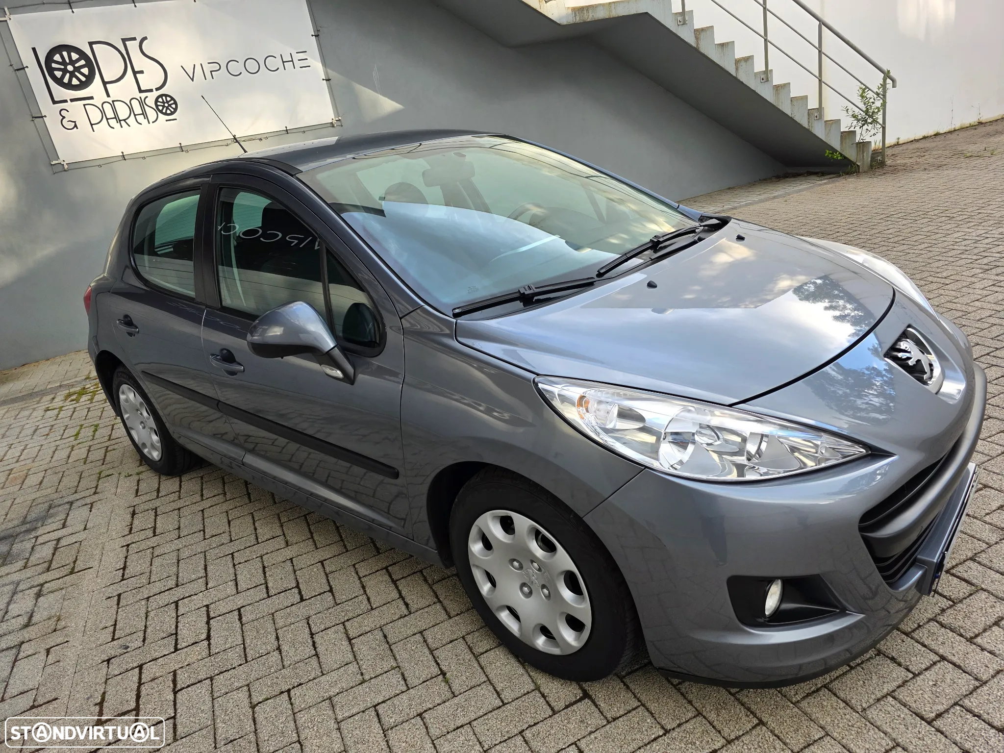 Peugeot 207 1.4 16V Active - 22