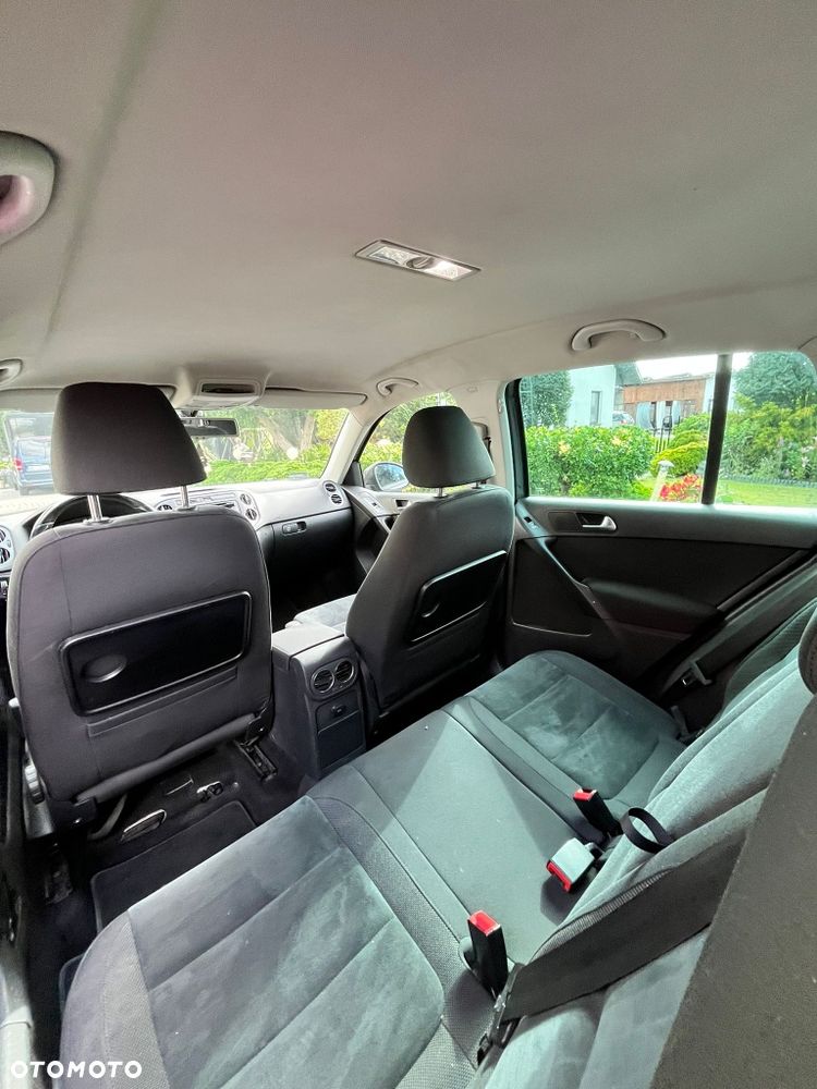 Volkswagen Tiguan - 5