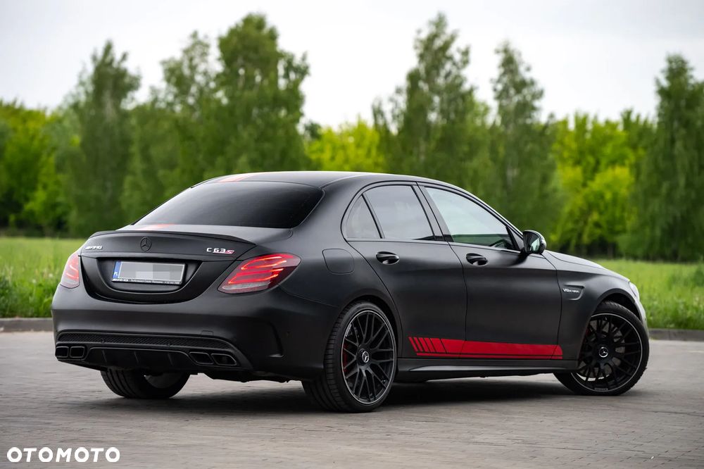 Mercedes-Benz Klasa C AMG 63 S - 24