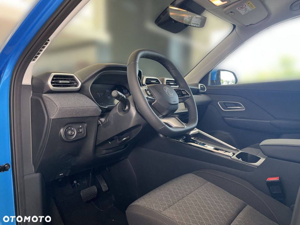 MG ZS Hybrid+ - 26