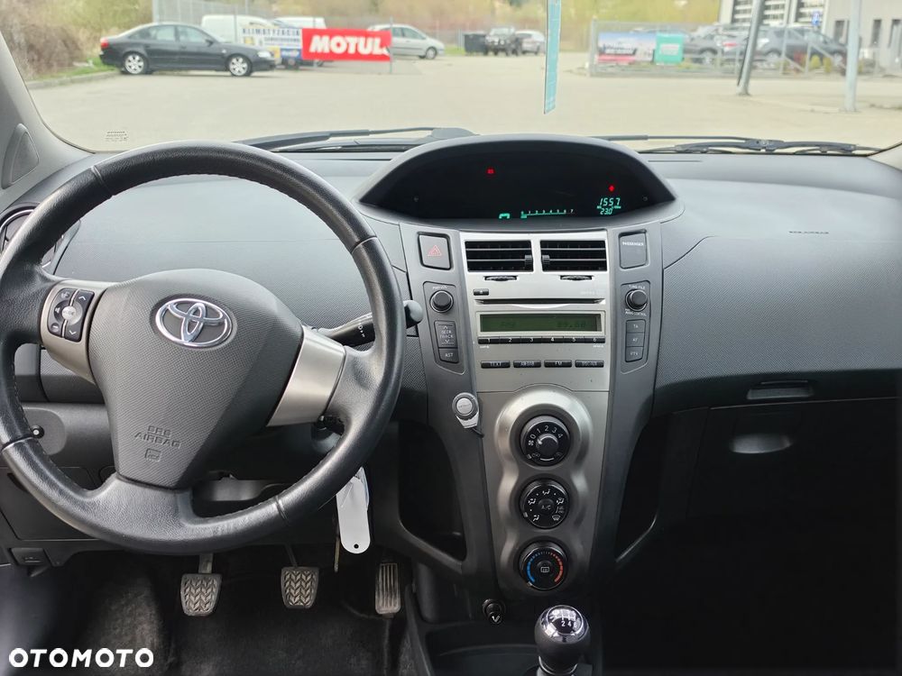 Toyota Yaris 1.33 Sol - 14