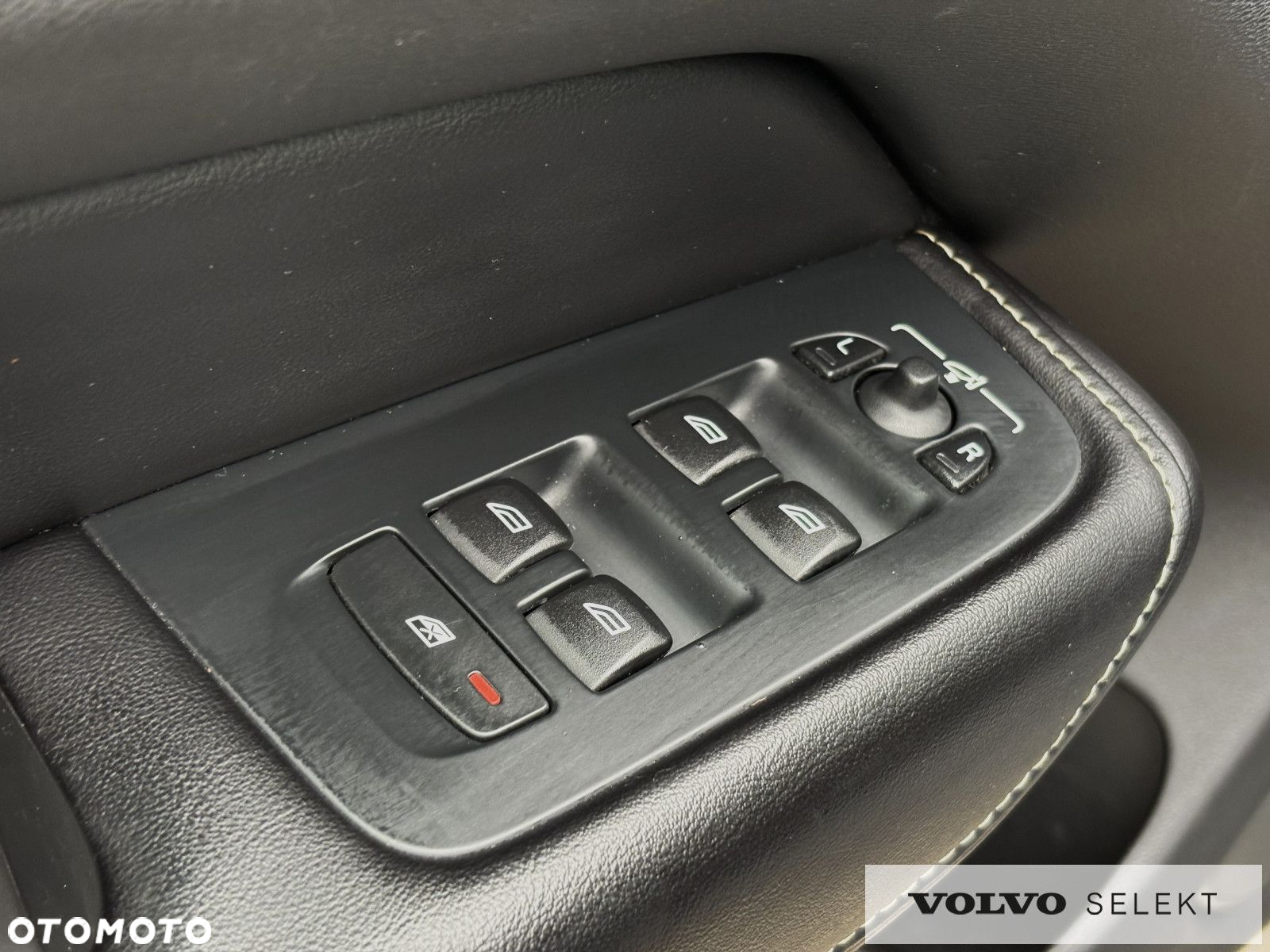 Volvo XC 60 - 32