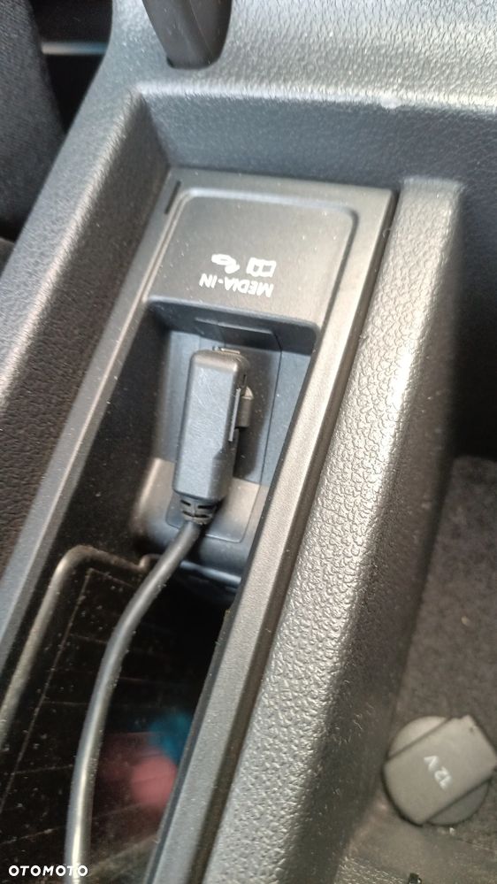 Volkswagen Tiguan - 12