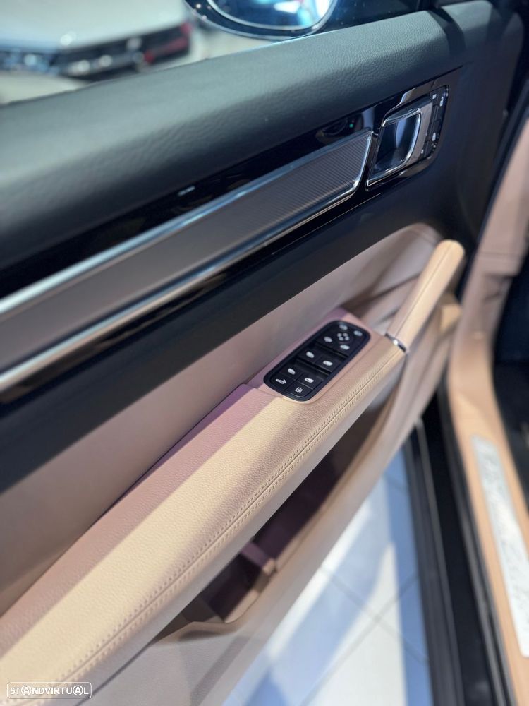 Porsche Cayenne E-Hybrid Platinum Edition - 47