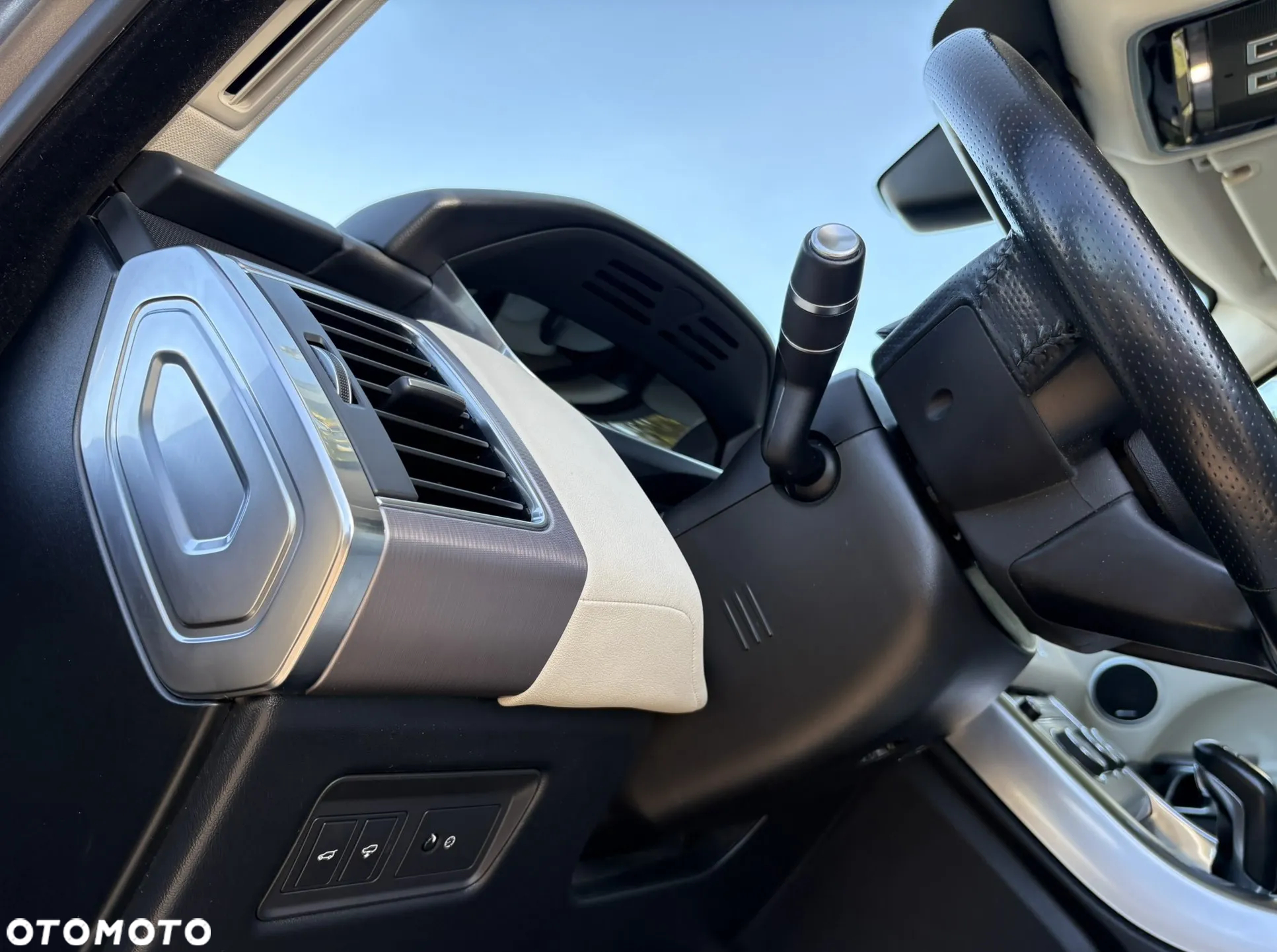 Land Rover Range Rover Sport S 3.0 SD V6 HSE - 13