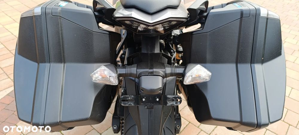 Kawasaki Ninja 1000 SX - 31