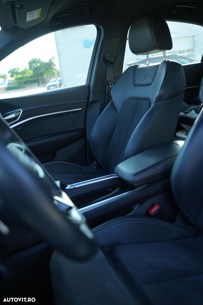 Audi e-tron 50 quattro S line - 16