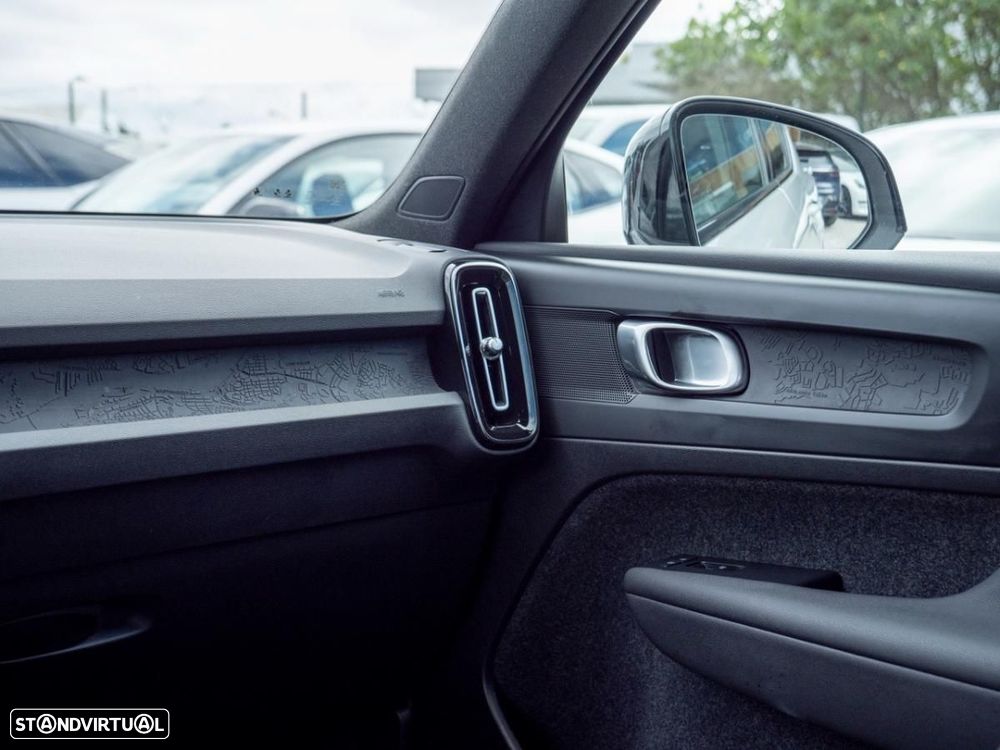 Volvo XC 40 Recharge Core - 30