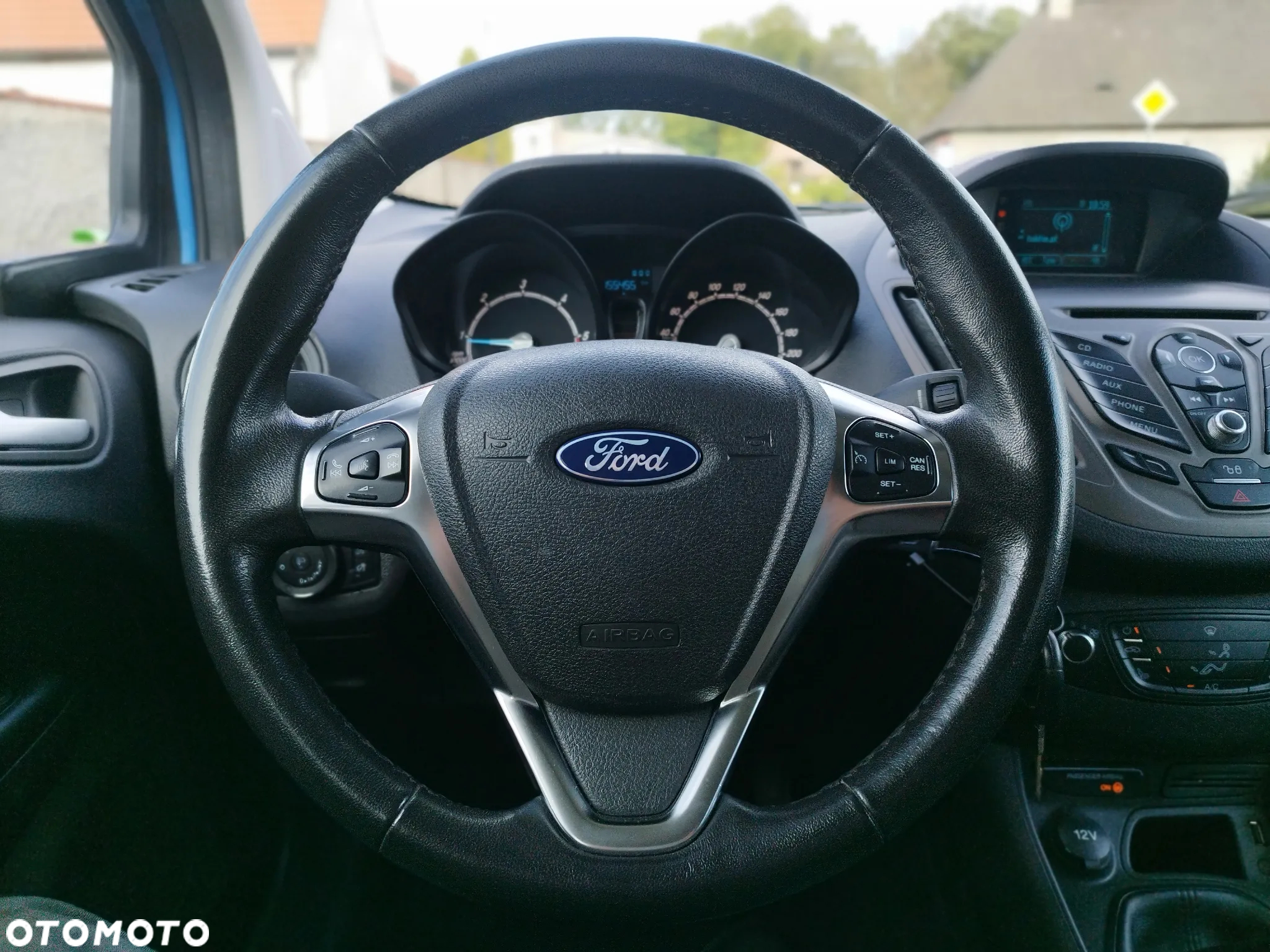 Ford Tourneo Courier 1.5 TDCi S&S Sport - 34