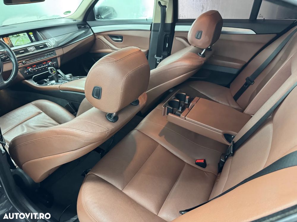 BMW Seria 5 525d xDrive Aut. Luxury Line - 17