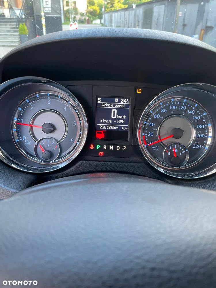 Lancia Voyager 2.8CRD Gold - 8
