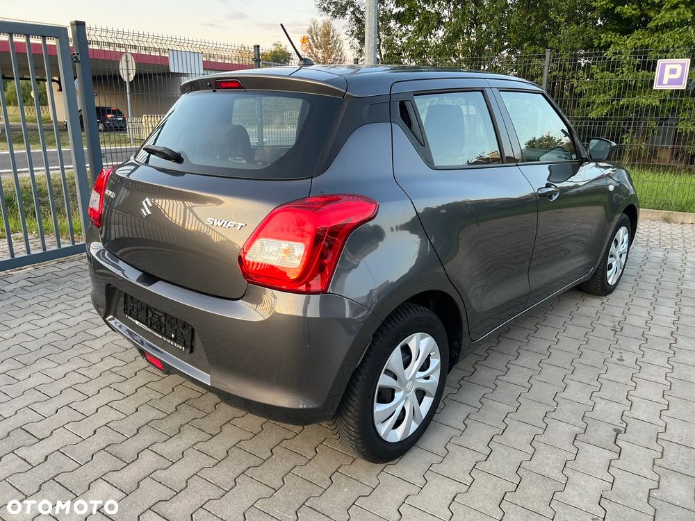 Suzuki Swift - 5