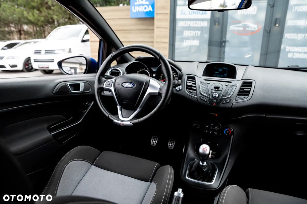 Ford Fiesta 1.6 EcoBoost ST - 30