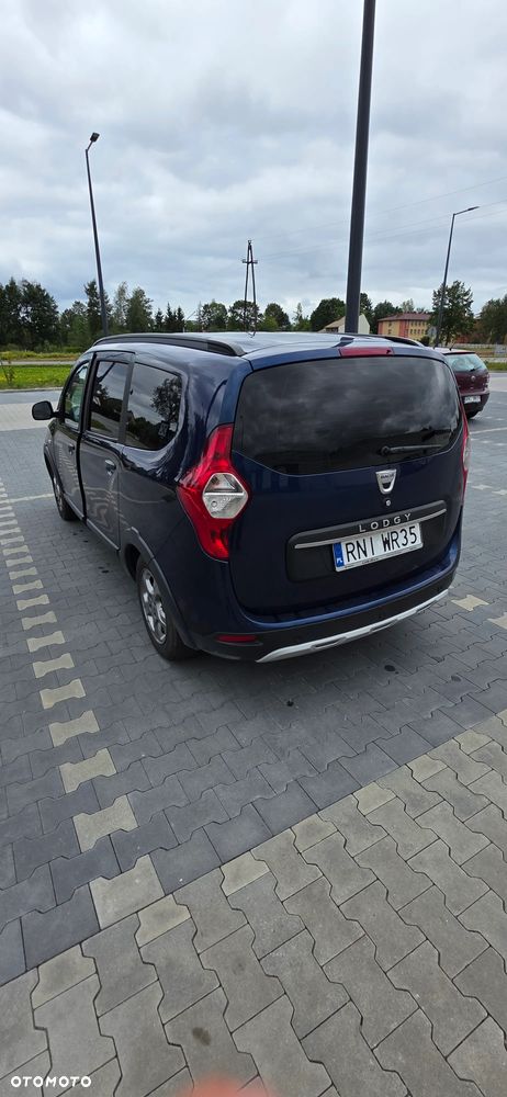 Dacia Lodgy 1.6 SCe Stepway S&S - 12