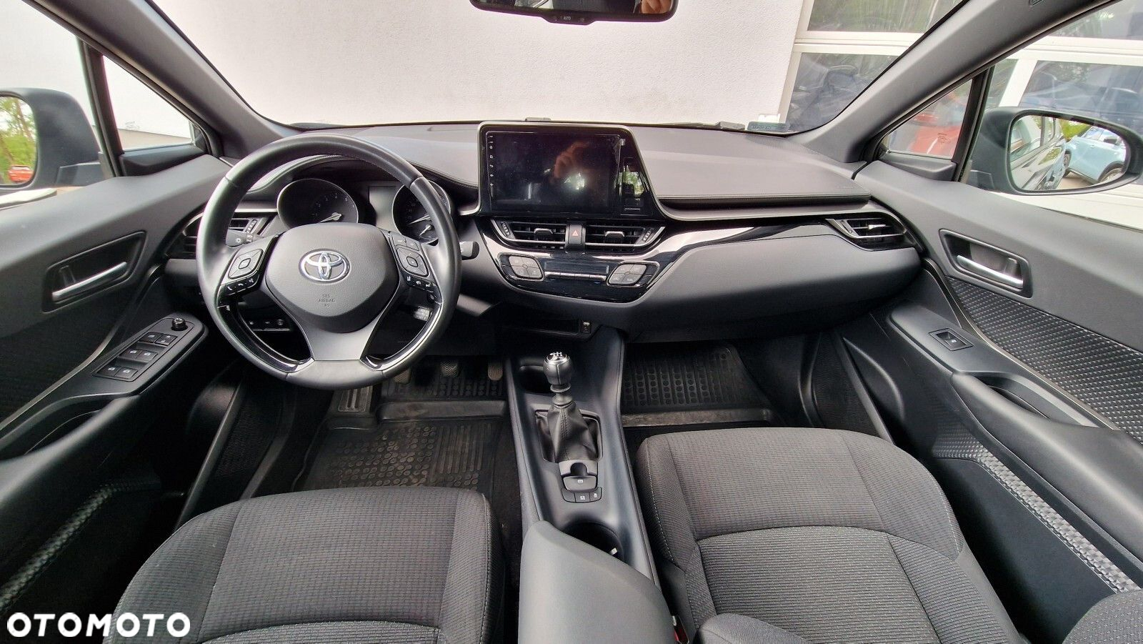 Toyota C-HR 1.2 T GPF Premium - 13