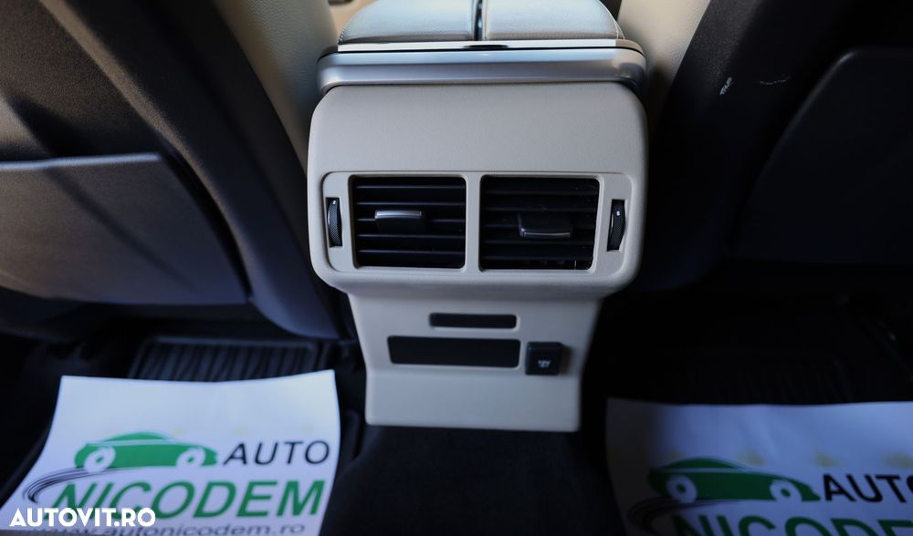 Land Rover Range Rover Velar 2.0 D200 MHEV Dynamic SE - 31