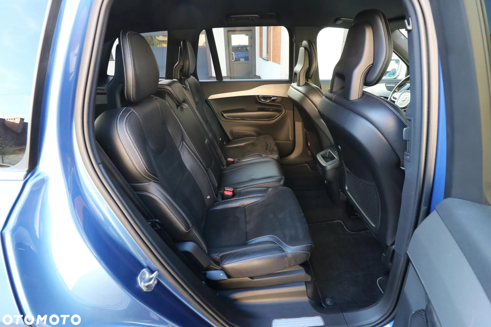 Volvo XC 90 D5 AWD Geartronic RDesign - 24