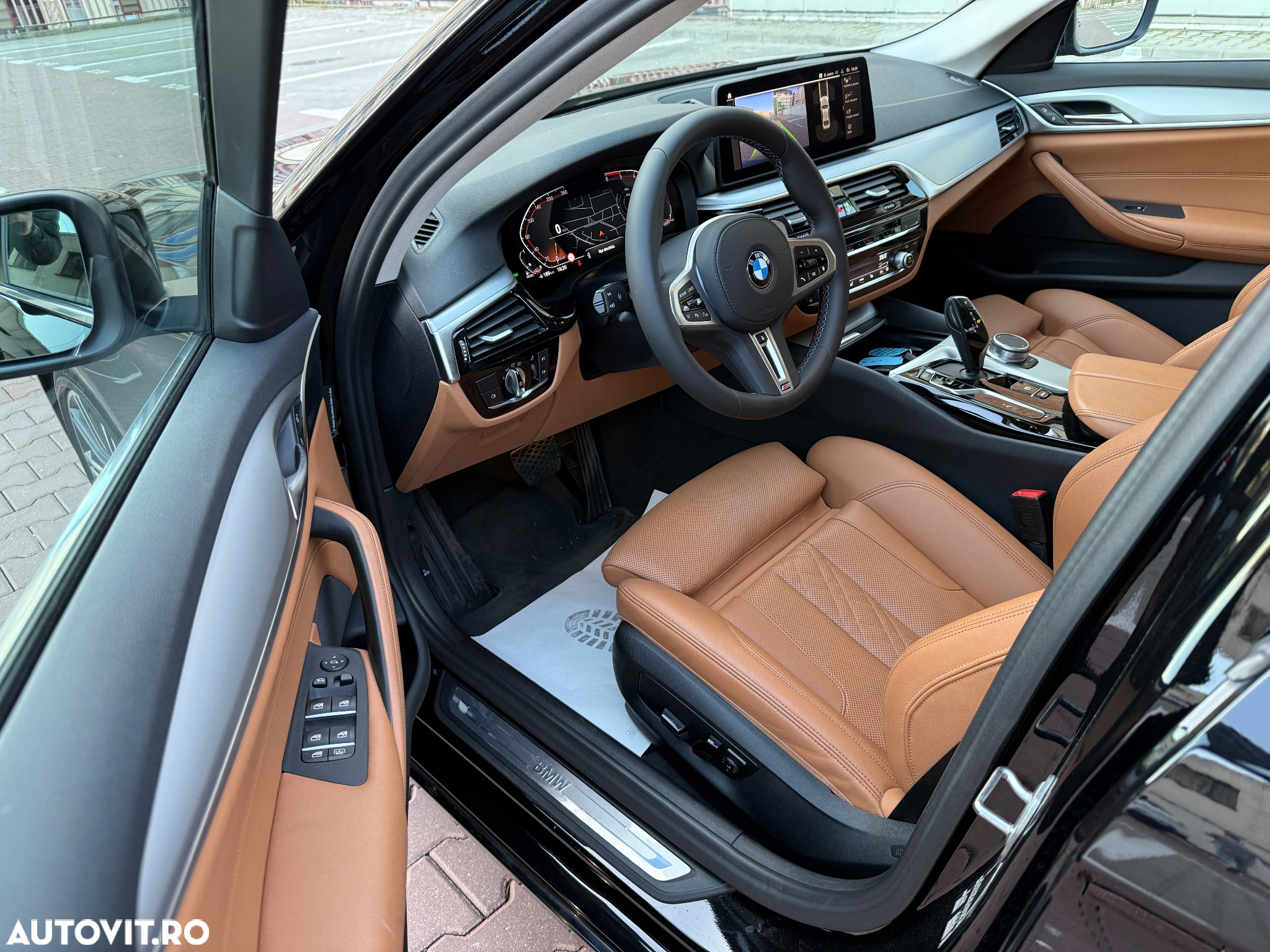BMW Seria 5 520d Aut. Sport Line - 28