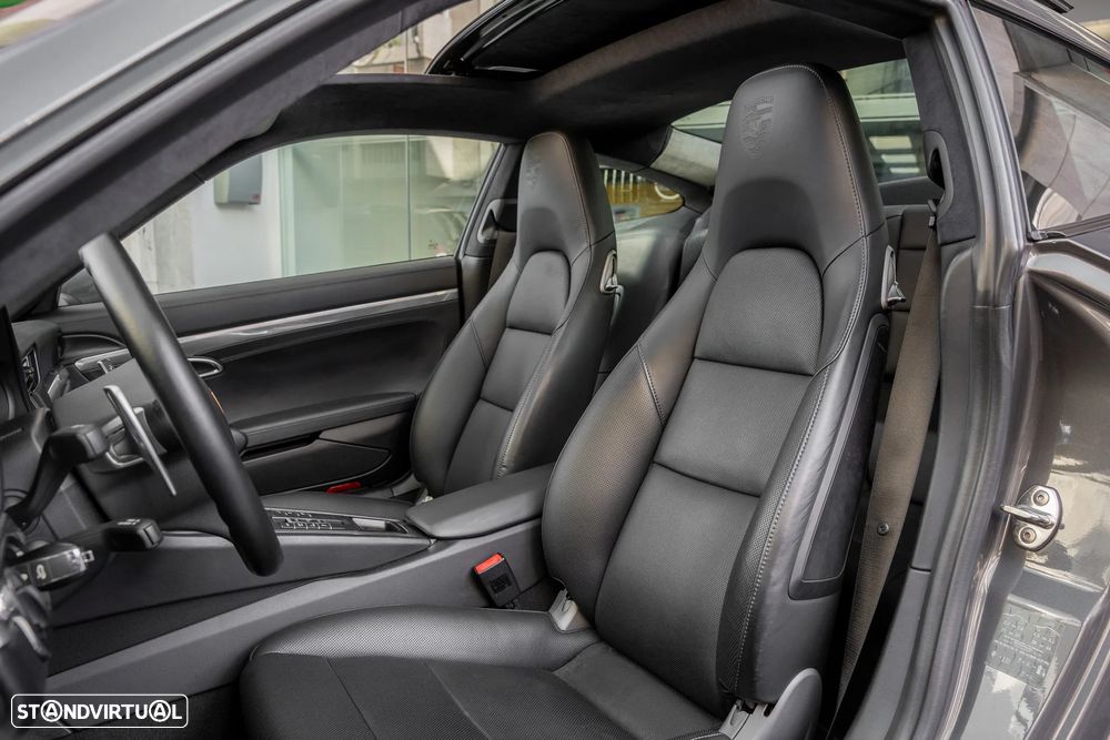 Porsche 911 (991) Carrera 4 S PDK - 8
