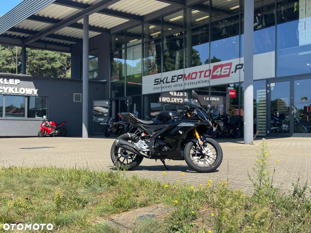 Yamaha YZF - 1