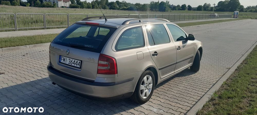 Skoda Octavia 1.6 Classic - 5