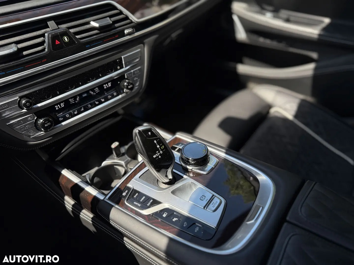 BMW Seria 7 745Le xDrive AT PHEV - 17